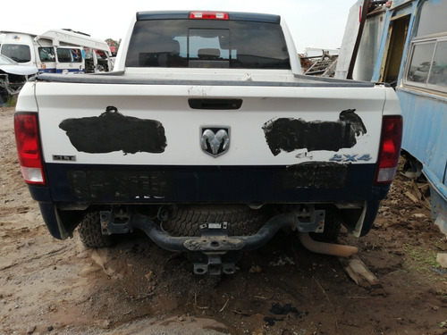 Imagen 1 de 9 de Dodge Ram 2500 Hemi 5.7 Por Partes