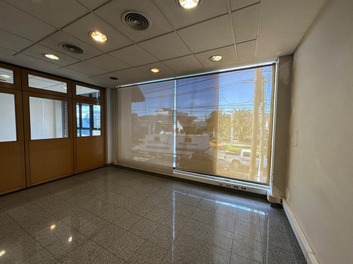 Alquiler Oficinas 600 M2 Edificio En Block Pilar Centro