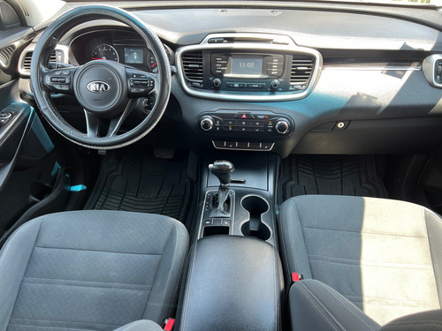 Kia Sorento 2.4 Lx At