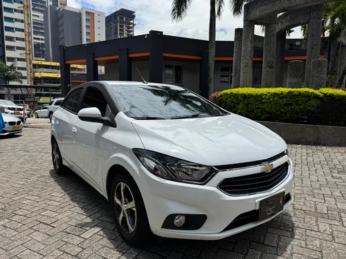 Chevrolet Onix 1.4 Ltz 5 p