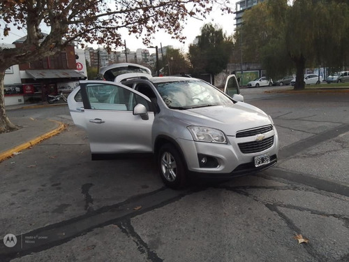 Imagen 2 de 21 de Chevrolet Tracker 1.8 Ltz+ Awd At 140cv