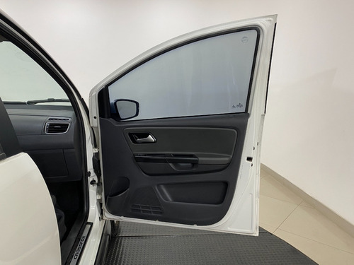Imagem 11 de 19 de Volkswagen Crossfox