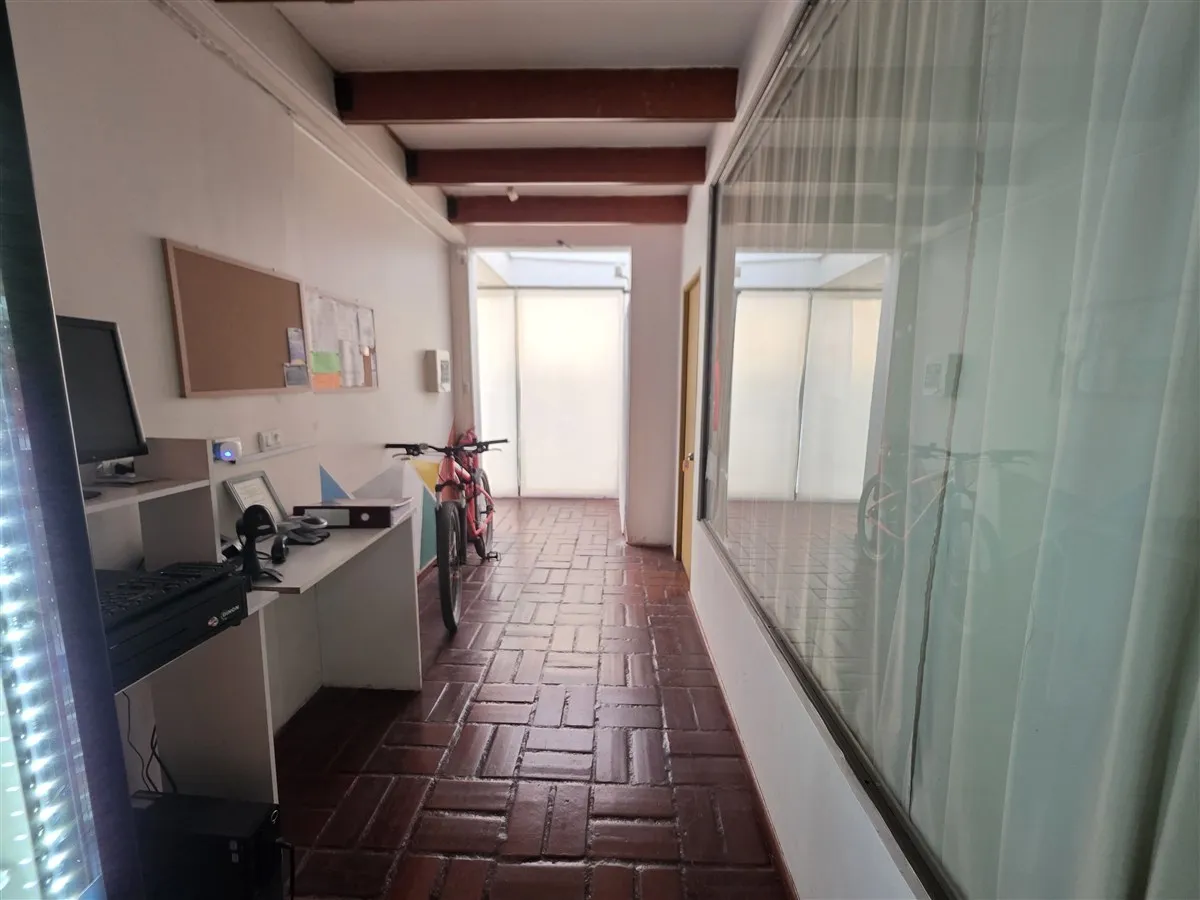 Imagen 3 de 27 de Vendo Casa 346metros 11dorm.10b 8estc Uso Comerci Las Condes