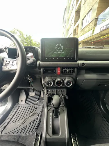 Suzuki Jimny 5P GLX AT