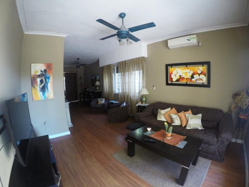 Imagen 4 de 11 de Casa En Venta En Ituzaingo Norte