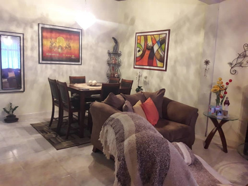 Imagen 2 de 5 de #casasenventa #venta Urb. Villa Sicilia #inmobiliaria #mn