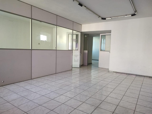 Imagem 2 de 11 de Lívia Machado Imóveis Aluga 2 Salas Conjugadas Com 50 M² Cada Em Vitoria/es - 1845
