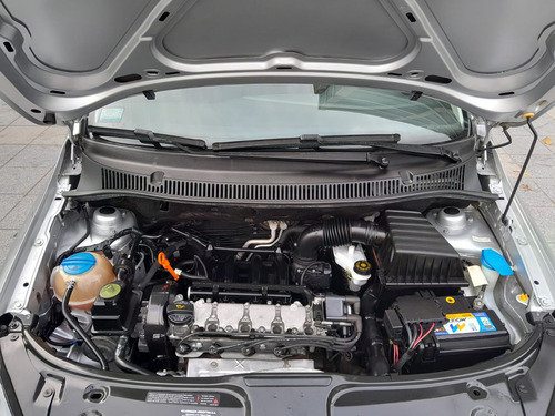 Volkswagen Suran 1.6 Highline 11d Cuero