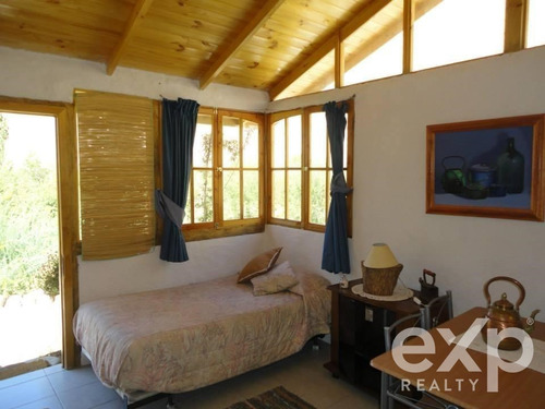 Parcela En Venta Con Rio, 4 Cabañas! Alcohuaz Valle Elqui