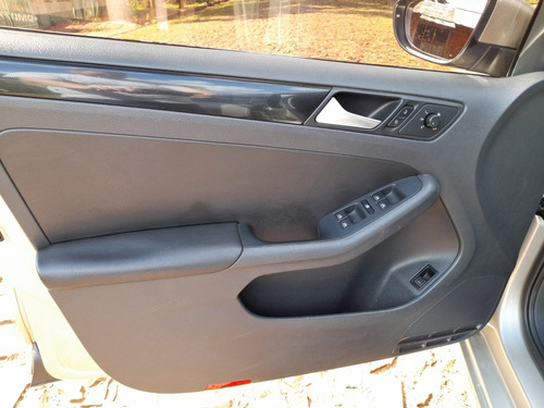 Volkswagen Vento 2.5 Luxury 170cv Tiptronic 2013