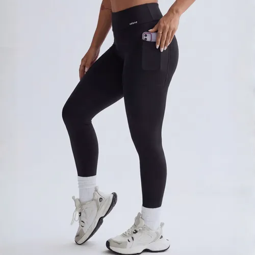 Legging Academia Corrida Com Bolso Selene Zero Transparência