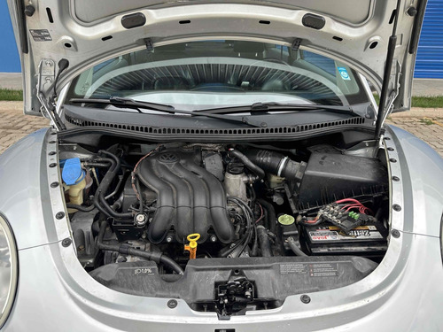 Volkswagen New Beetle 2.0 MI 8V GASOLINA 2P AUTOMÁTICO