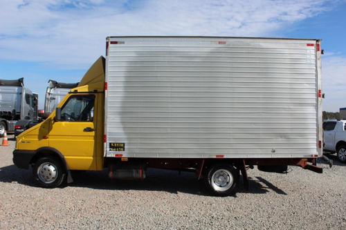 Iveco Daily 3510 35.10 Baú Toco 4x2 2003