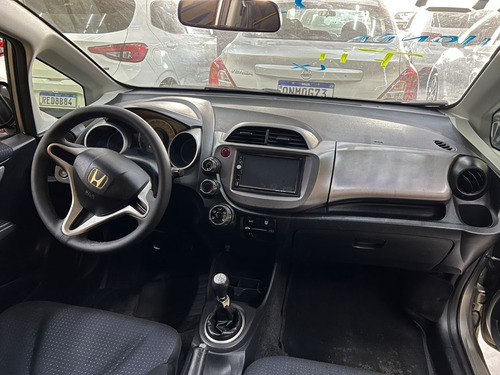 Imagem 2 de 8 de Honda Fit 2010 1.4 Lx Flex 5p