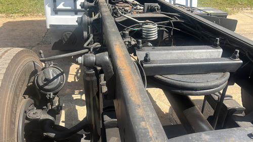 18-310 No Bitruck Com 08 Pneus Novos E Cabine Estendida