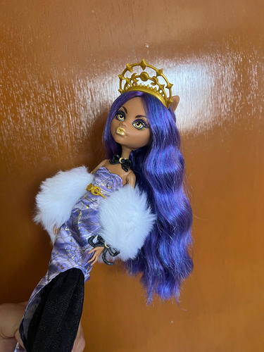 Monster High Clawdeen Howliday (Usado)