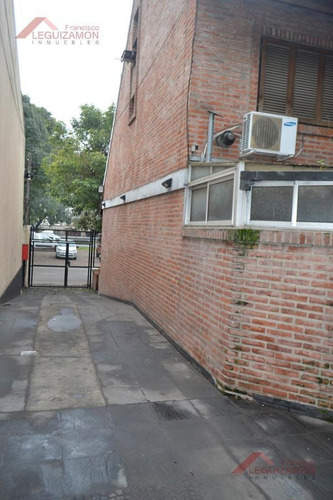 Imagen 13 de 14 de Excelente Triplex - Patio - Muy Luminoso - Bajas Expensas - Cochera Comun