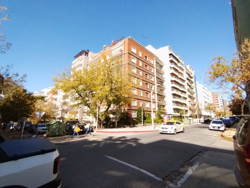 Apartamento Venta Punta Carretas 3 Dormitorios Y Garaje