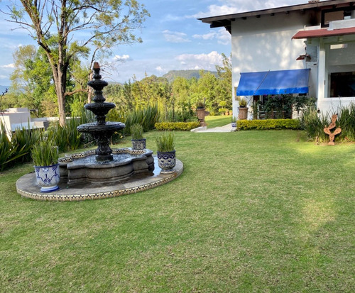 Imagen 4 de 28 de Hermosa Casa Amueblada En Renta Con Terrazas Y Jardines En Avandaro, Valle De Bravo, Estado De México