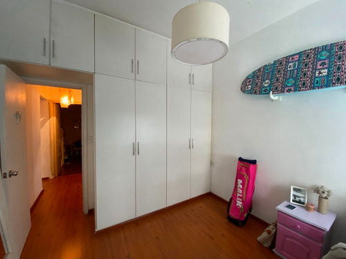 Imagen 10 de 13 de En Venta -apartamento De 3 Dormitorios En El Centro