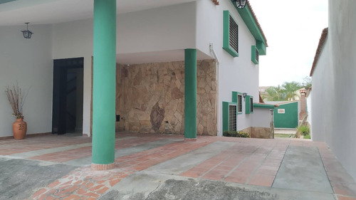 Imagen 3 de 14 de 139679 Liliana Trias 04140432833 Casa Venta El Parral