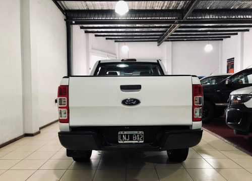 Imagen 4 de 8 de Ford Ranger 2012 2.2 Cd 4x2 Xl Safety Tdci 125cv