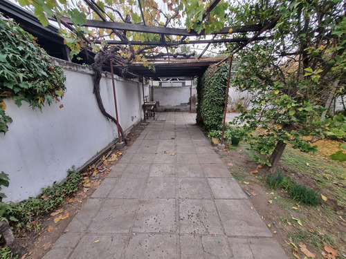 Casa En Arriendo De 3 Dorm. Plaza Dinamarca