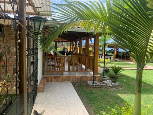 Casa Campestre En La Gran Via Cundinamarca