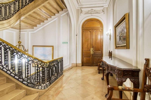 Imagen 10 de 30 de Importante Inmueble, Oficinas En Venta