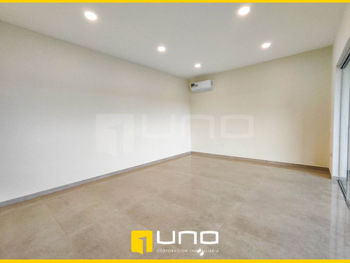 Imagen 4 de 10 de Casa En Venta A Estrenar Zona Urubo Urbanizacion Santa Cruz De La Colina