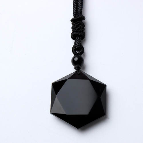 Collar Con Forma De Hexagrama Y Colgante De Obsidiana, Una B