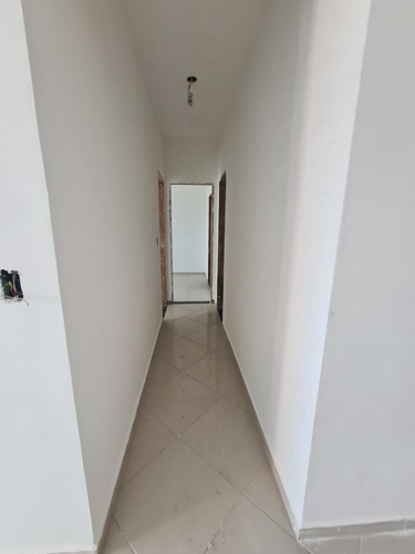 Imagem 9 de 14 de Apartamento 2 Dormitórios 350 Metros Do Mar Ams325