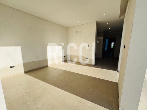 Casa 4 Ambientes En Venta Villalobos Hudson