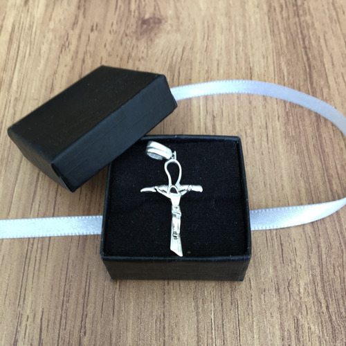 Imagen 8 de 10 de Dije Cristo De Plata .925 Circonia Hombre Mujer Agálea