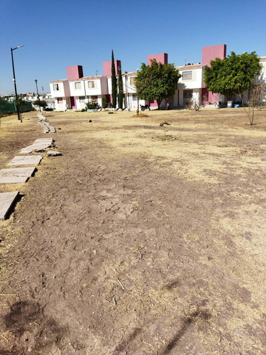 Imagen 4 de 10 de Casa En Condominio