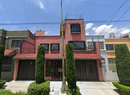 Casa En Venta En Juan Sarabia, Col. Hogar Y Seguridad, Azcapotzalco, Cdmx Maja92