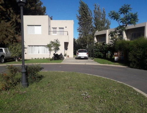 Casa  En Venta Ubicado En San Isidro Labrador, Villanueva, Tigre