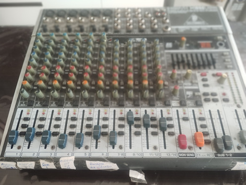 Mesa De Som Behringer 1832 Usb