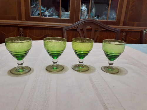 Copas Para Licor En Color Verde Grabadas 4 Unidades 