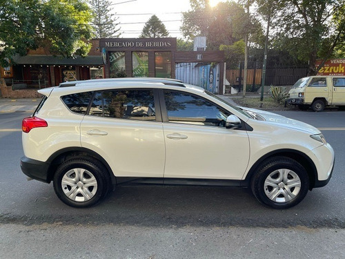 Imagen 5 de 15 de Toyota Rav4 4x4 Aut 2.5 180cv 2014 U/mano Serv/of 128.000km