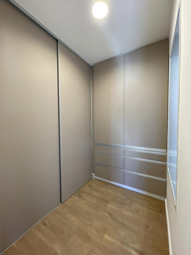 Imagen 19 de 27 de Piso - A Mts De Av. Alem - 180 Mts - Piso 14