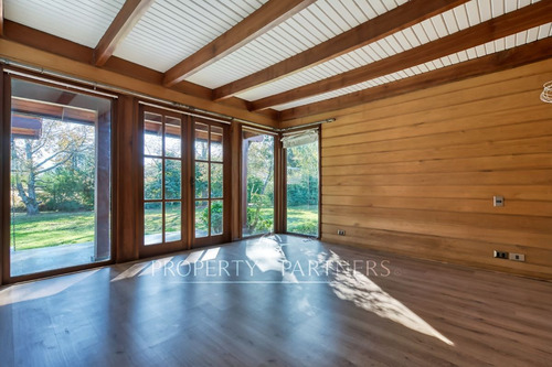 Acogedora Casa Estilo Sureño, Puerto Varas