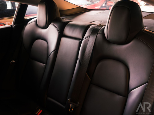 Tesla Model X 2022