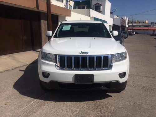 Imagen 4 de 7 de Jeep Grand Cherokee 3.6 Laredo V6 Lujo 4x2 Mt 2013