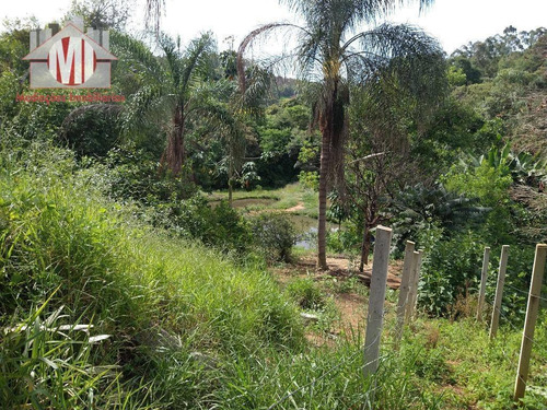 Ótima Chácara Com 4 Dormitórios, Rica Em Água, 04 Lagos, Bem Localizada, Linda Vista, À Venda, 10000 M² Por R$ 365.000 - Pedra Bela - Pedra Bela/sp - Ch0882