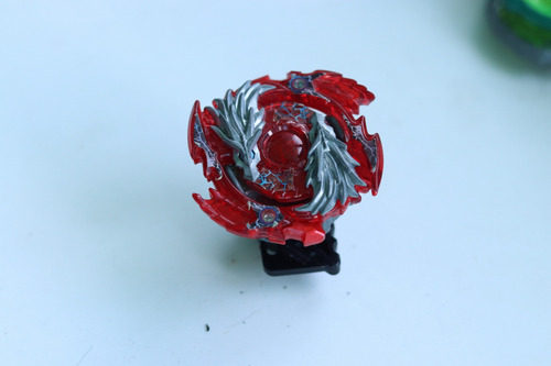 Beyblade Burts Lost Longinus Red Ver. Takara Tomy (Usado)