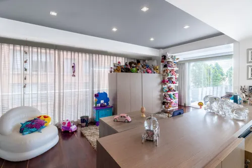 Casa En Arriendo/venta En Los Rosales. Cod A12449