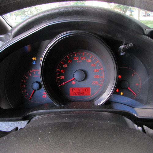 Imagem 10 de 14 de Honda Fit 1.5 16v Lx Cvt (flex)