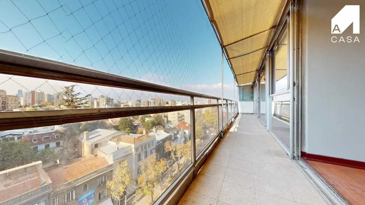 Imagen 5 de 18 de Vista Despejada - Metro Salvaodr (172024)