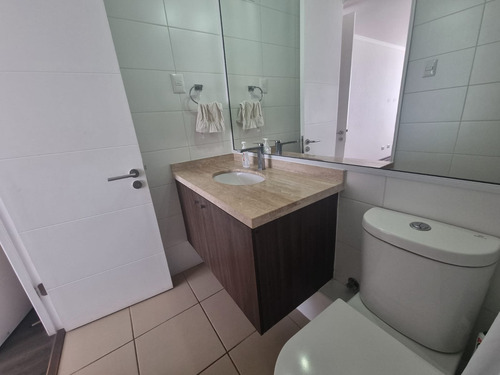 Se Arrienda Depto 2d+2b+1est Sin Amoblar 1.000.000/ Semiamob